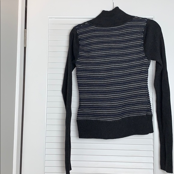 Margaret O’Leary zip up cardigan - Picture 2 of 7